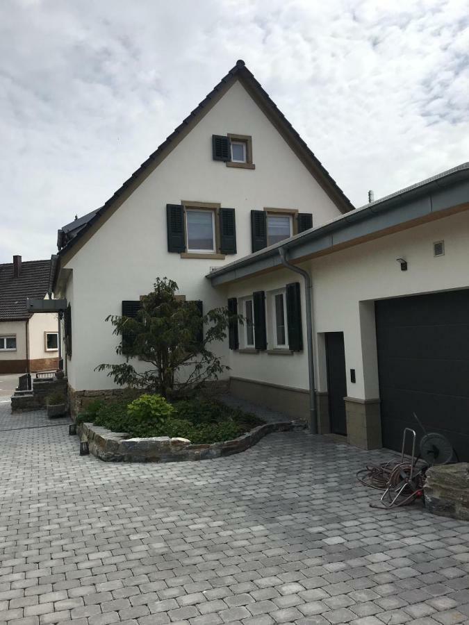 Heimatlodge Sinsheim Buitenkant foto