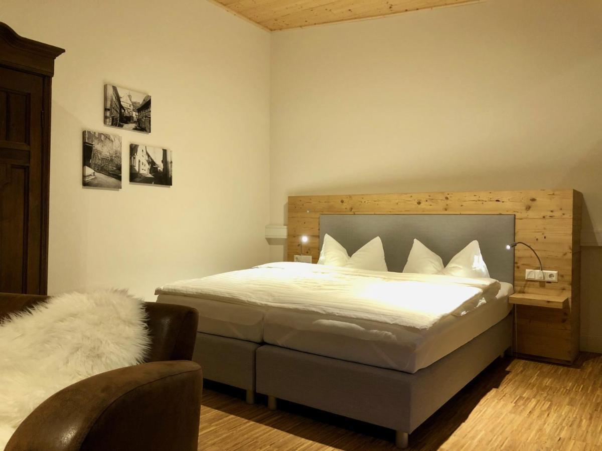 Heimatlodge Sinsheim Buitenkant foto